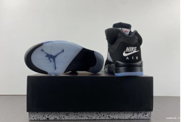 Chep Onekick BLACK METALLIC AIR (2016) JORDAN 845035-003 5 0605
